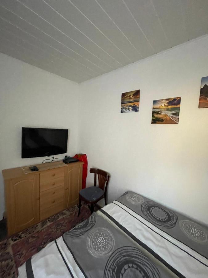 Schöner Ferienbungalow umgeben von Natur und nicht weit zur Ostsee Neubukow Exterior foto